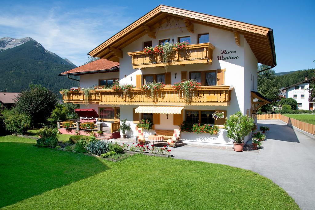Gaestehaus Wanker Ehrwald Exterior foto